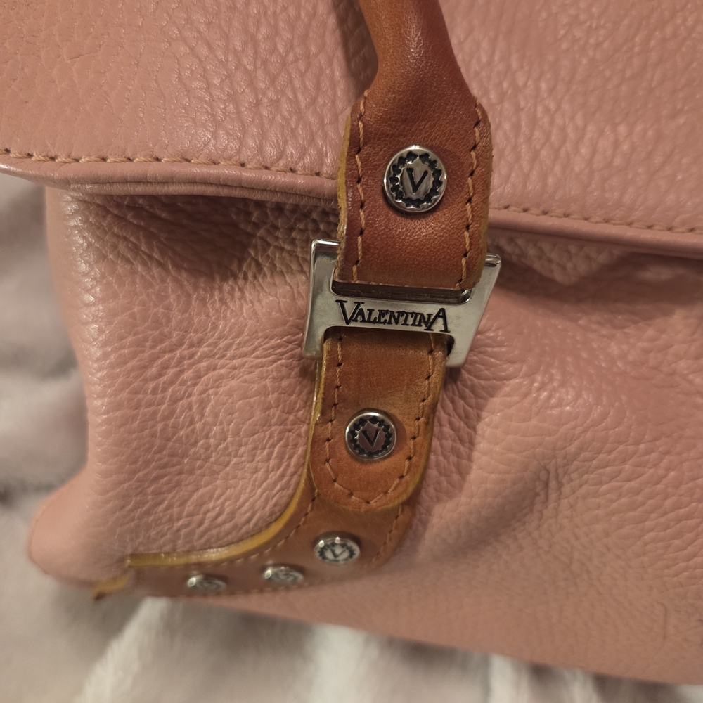 Valentina Pink Leather Barrel Style Shoulder Bag...EUC - Picture 3 of 11